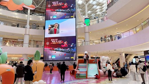 5 Benefits of Partnering with a Full-Service Traditional Billboard Advertising Agency in the GCC